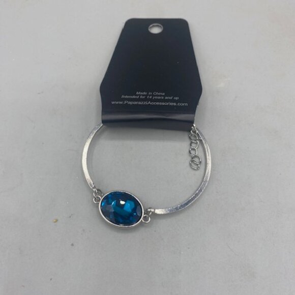 Paparazzi Definitely Dashing Blue Bracelet - Picture 1 of 2